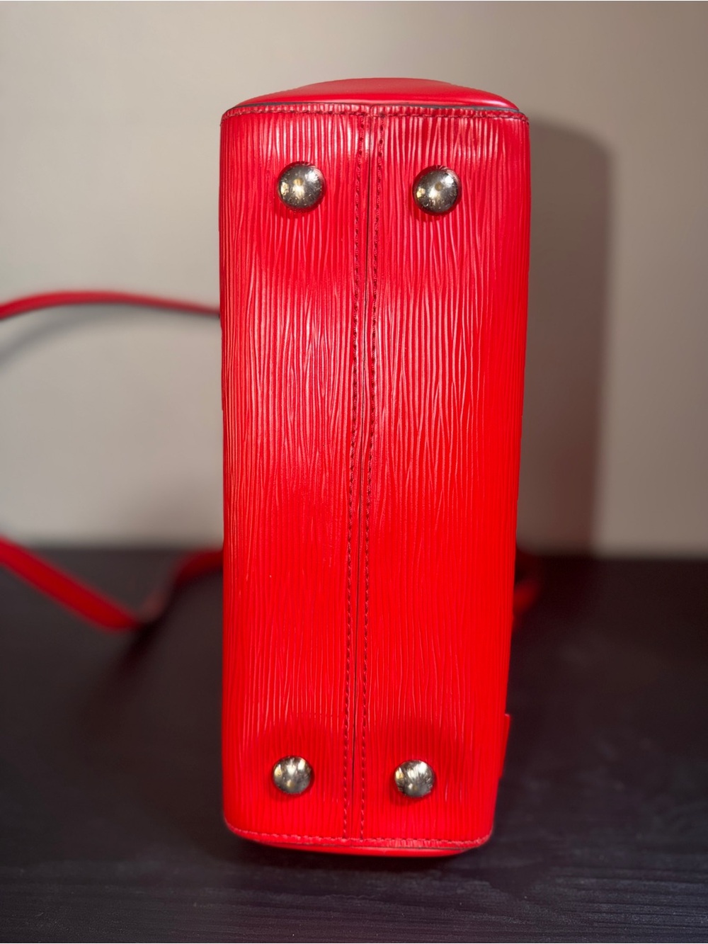 Louis Vuitton Red Top-Handle Shoulder/Crossbody with Black Trim - Picture 8 of 14